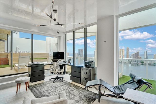 4000 Island Boulevard PH2, Aventura, FL 33160