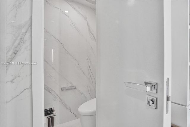 4000 Island Boulevard PH2, Aventura, FL 33160