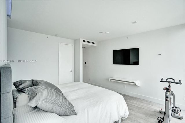 4000 Island Boulevard PH2, Aventura, FL 33160
