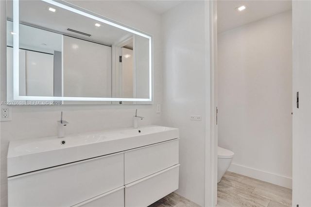 4000 Island Boulevard PH2, Aventura, FL 33160