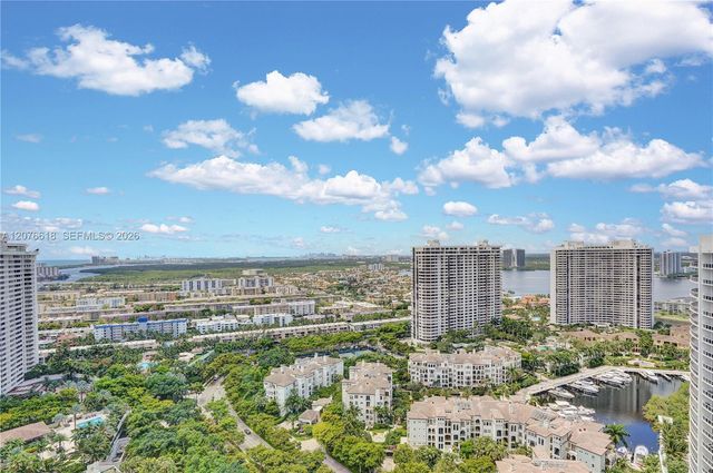 4000 Island Boulevard PH2, Aventura, FL 33160