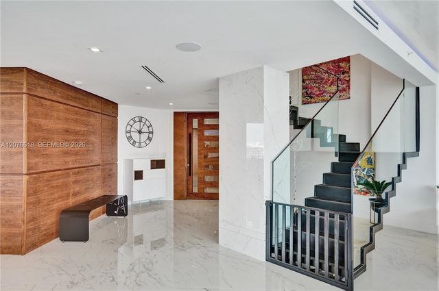 4000 Island Boulevard PH2, Aventura, FL 33160