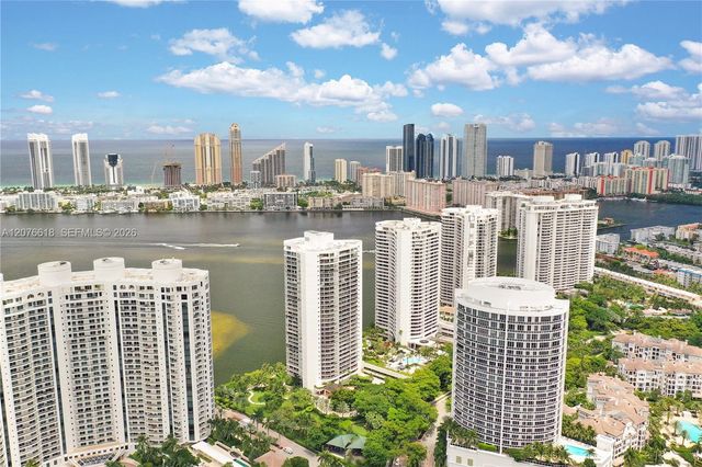 4000 Island Boulevard PH2, Aventura, FL 33160