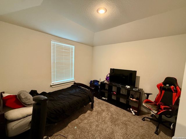 8948 Hazel Birch, Elmendorf, TX 78112