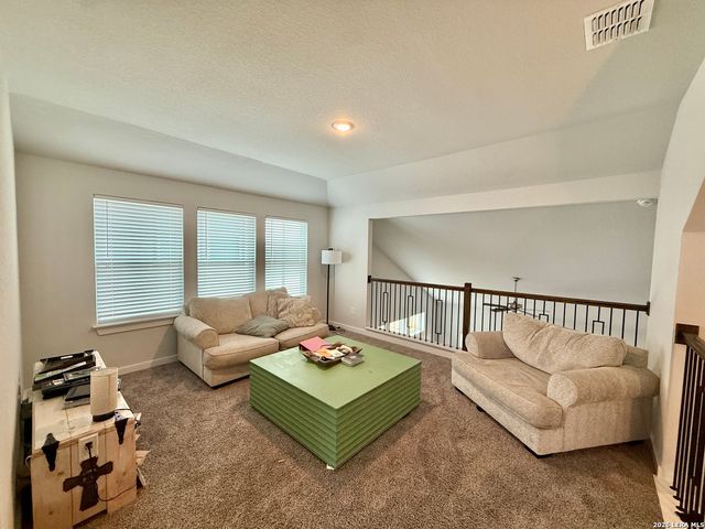 8948 Hazel Birch, Elmendorf, TX 78112