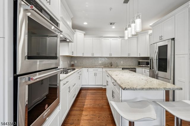 156 Mountain Ave 8, Springfield Twp., NJ 07081