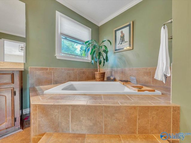 105 Mcnaron Drive, Madison, AL 35758