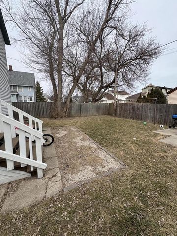 233 Frank AVENUE, Racine, WI 53404