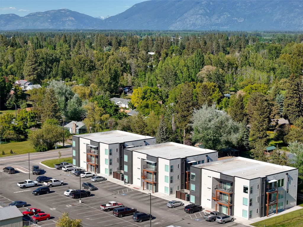 128 E Evergreen Drive, Kalispell, MT 59901 photo 12