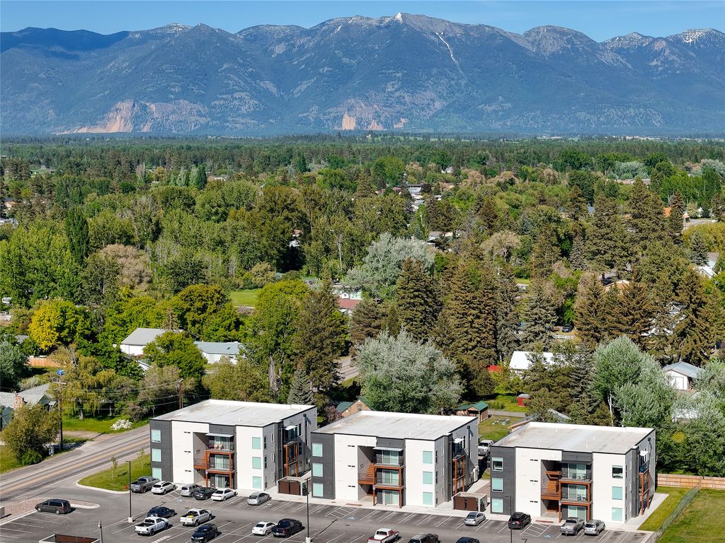 128 E Evergreen Drive, Kalispell, MT 59901 photo 4