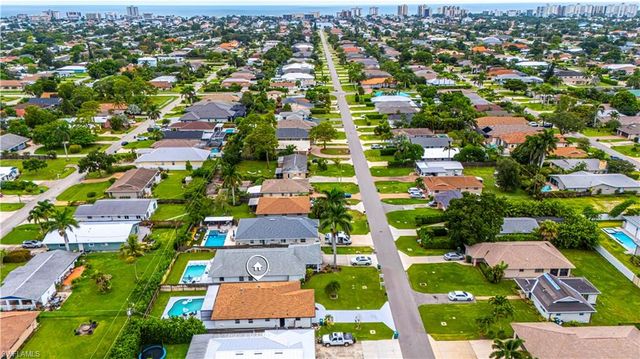 758 105th AVE N, Naples, FL 34108