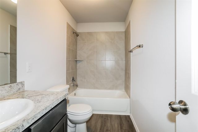 222 Blue Crane Street, Huntsville, TX 77320