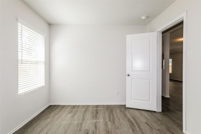 222 Blue Crane Street, Huntsville, TX 77320