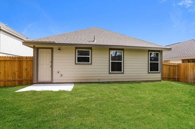 222 Blue Crane Street, Huntsville, TX 77320