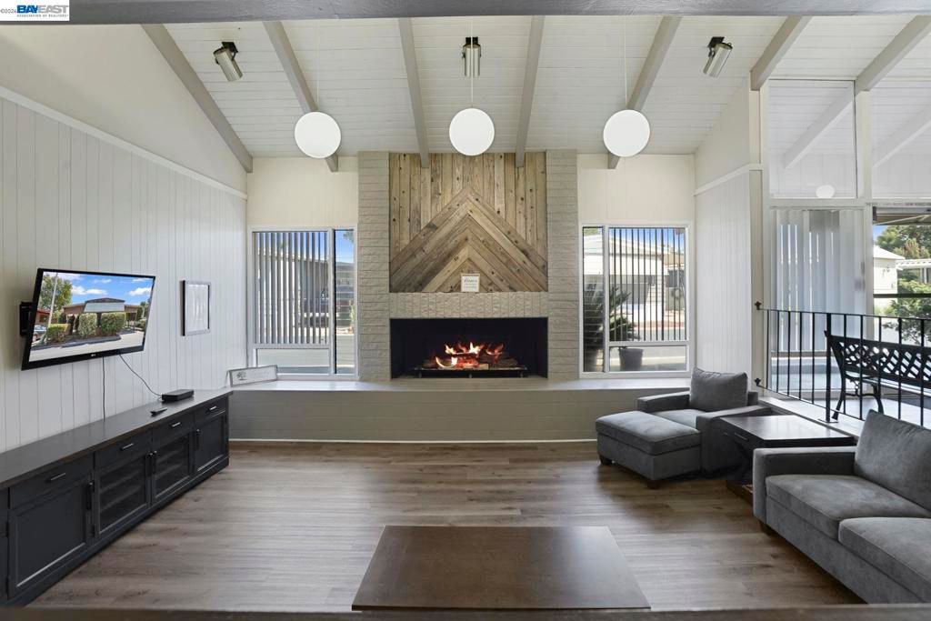 Image 30 of property listing at 5040 JACKSON ST, North Highlands, CA 95660