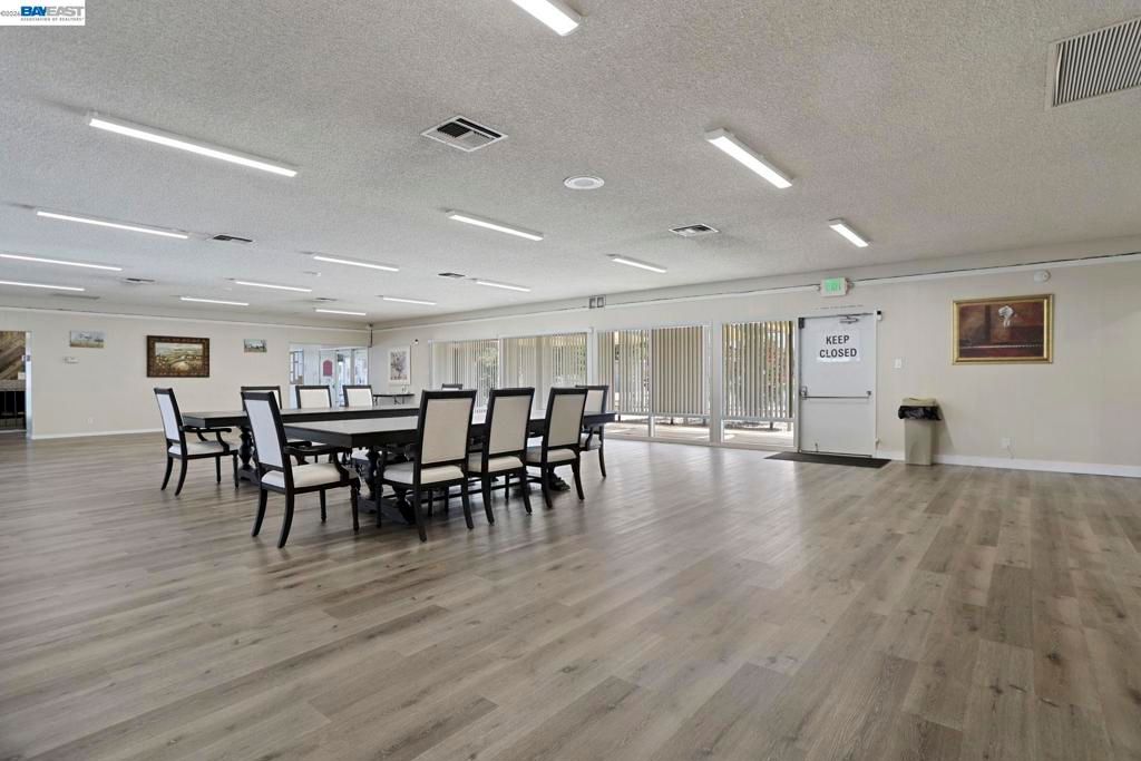 Image 31 of property listing at 5040 JACKSON ST, North Highlands, CA 95660