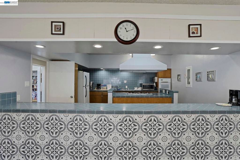 Image 36 of property listing at 5040 JACKSON ST, North Highlands, CA 95660