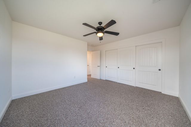 8180 Whispering Oaks Road, Redding, CA 96002