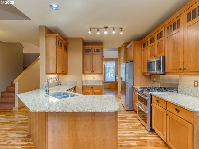 7709 Sw THORNTON Dr, Wilsonville, OR 97070