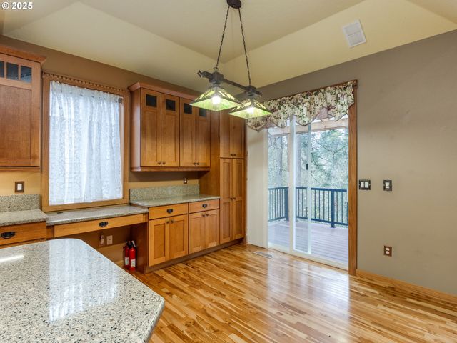 7709 Sw THORNTON Dr, Wilsonville, OR 97070