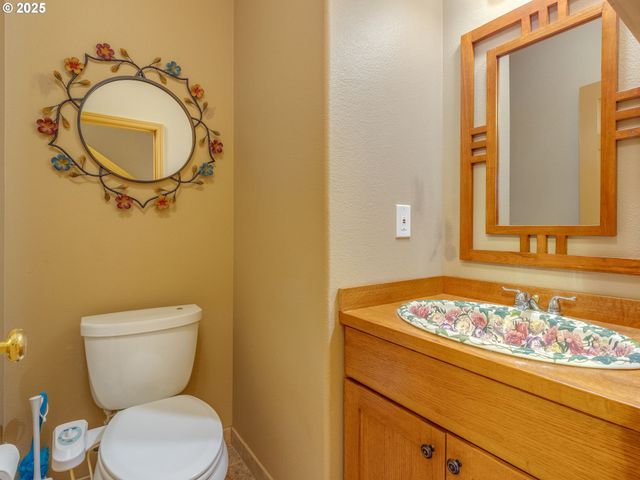 7709 Sw THORNTON Dr, Wilsonville, OR 97070