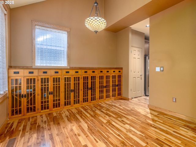 7709 Sw THORNTON Dr, Wilsonville, OR 97070