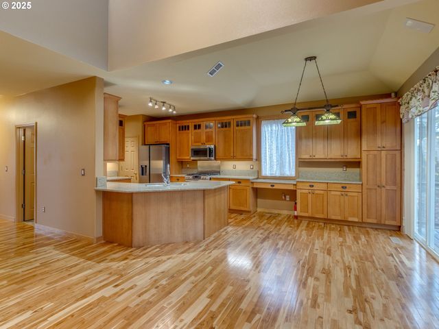 7709 Sw THORNTON Dr, Wilsonville, OR 97070