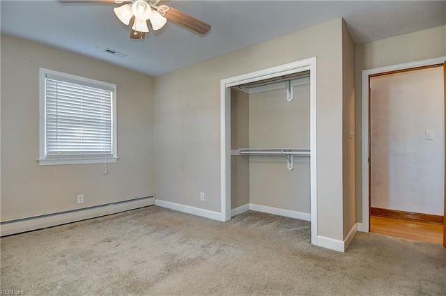 112 Cottonwood LN, Chesapeake, VA 23320