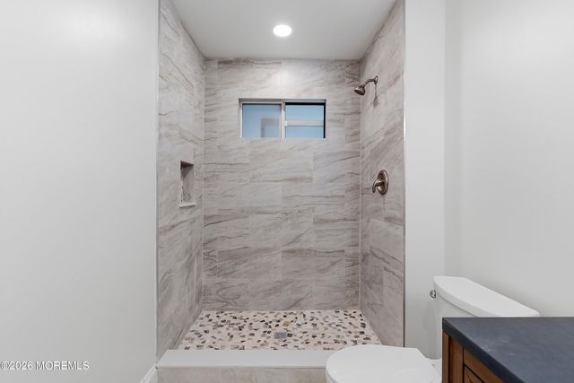 34 Tarworth Terrace, Manchester, NJ 08759