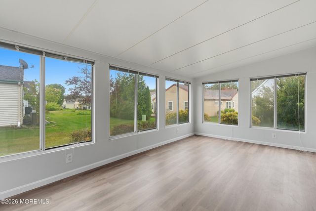 34 Tarworth Terrace, Manchester, NJ 08759