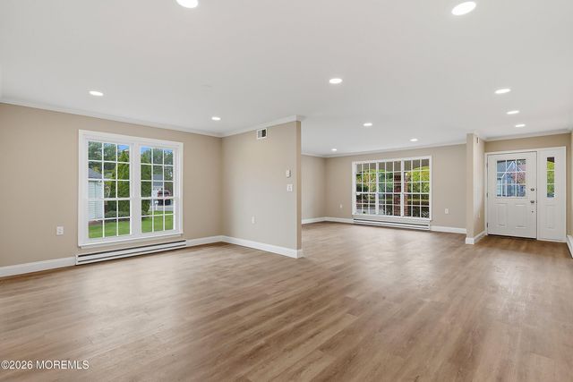 34 Tarworth Terrace, Manchester, NJ 08759