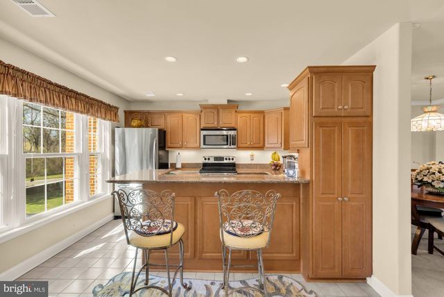 11806 GREEN LOOK PL, Fairfax, VA 22033