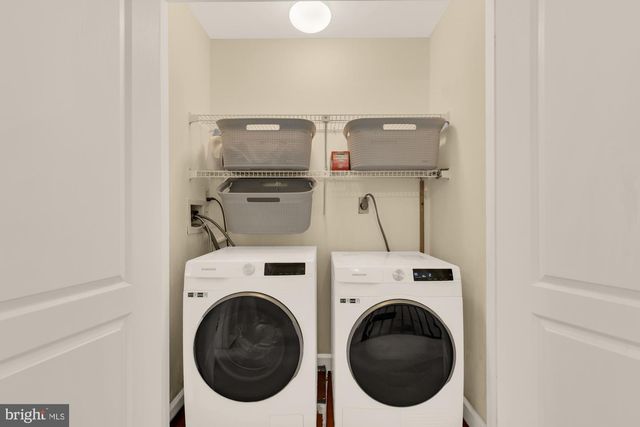 11806 GREEN LOOK PL, Fairfax, VA 22033