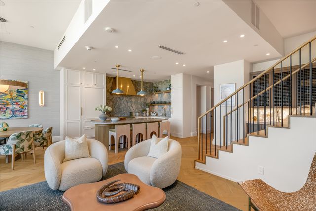 2408 Victory Park Lane 1442, Dallas, TX 75219