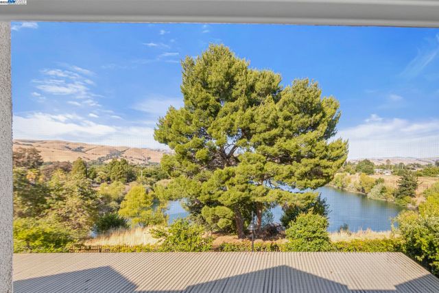 37337 Ortega Common, Fremont, CA 94536