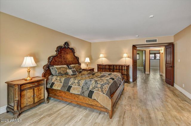 7315 E ROVEY Avenue, Scottsdale, AZ 85250