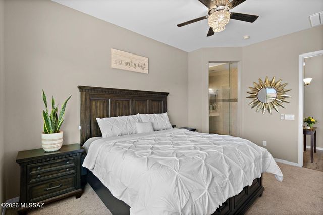 13421 N Flaxleaf Place, Oro Valley, AZ 85755