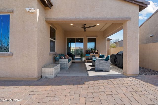 13421 N Flaxleaf Place, Oro Valley, AZ 85755