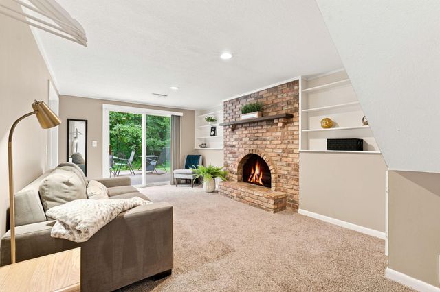 1711 Hickory Hill Drive, Eagan, MN 55122