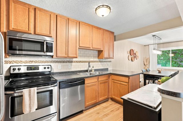 1711 Hickory Hill Drive, Eagan, MN 55122