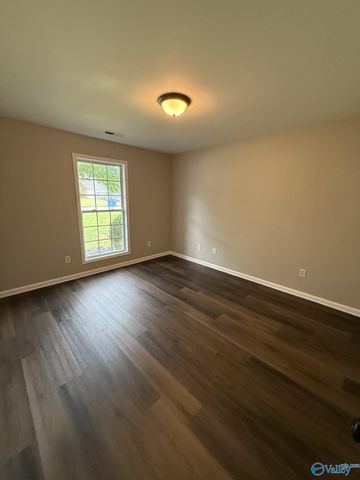 606 Sherry Street, Hartselle, AL 35640