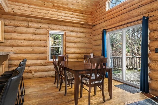 645 Right Fork Fixer Road, Zoe, KY 41397