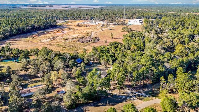 126 Oak Hills Court, Magnolia, TX 77355