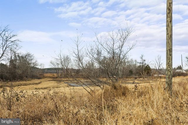 7389 LEEDS MANOR RD, Marshall, VA 20115