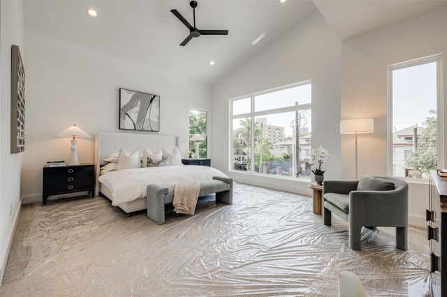 1634 Castle Court, Houston, TX 77006