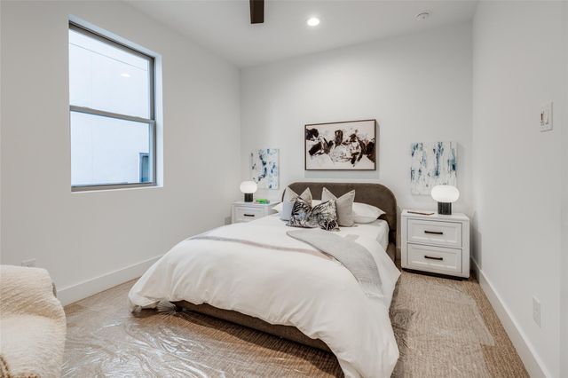 1634 Castle Court, Houston, TX 77006