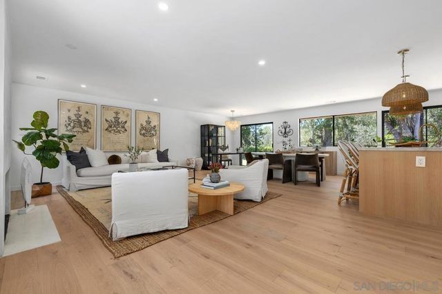 16902 Via De Santa Fe Unit 7, Rancho Santa Fe, CA 92067