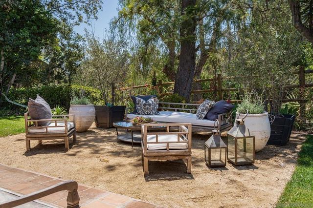 16902 Via De Santa Fe Unit 7, Rancho Santa Fe, CA 92067