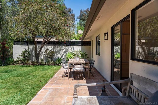 16902 Via De Santa Fe Unit 7, Rancho Santa Fe, CA 92067