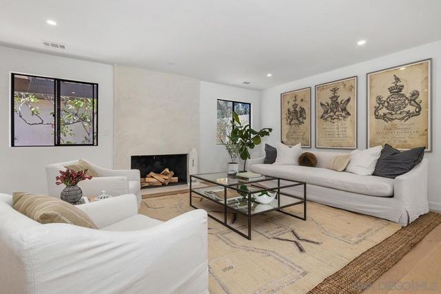 16902 Via De Santa Fe Unit 7, Rancho Santa Fe, CA 92067